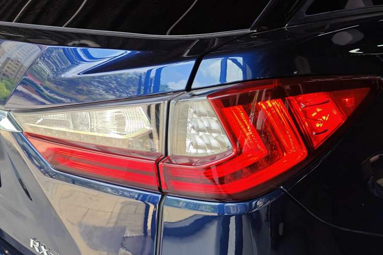 Used Lexus RX 2016 300 4x4 Elegant Edition China V-standard Right Rear Taillight