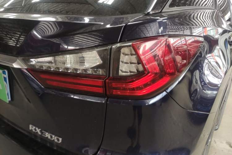 Used Lexus RX 2016 300 4x4 Elegant Edition China V-standard Right Rear Taillight