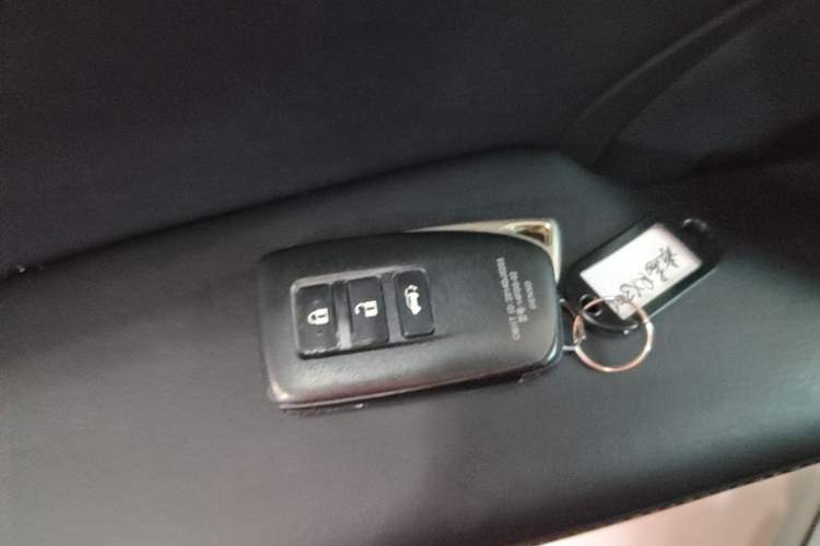 Used Lexus RX 2016 300 4x4 Elegant Edition China V-standard Vehicle Key
