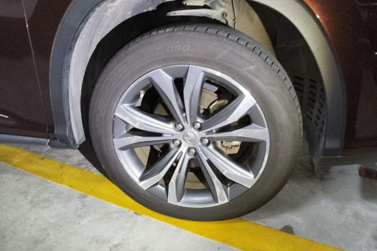 Used Lexus RX 2016 450h Four-Wheel Drive Elegant Edition Right Front Wheel Hub