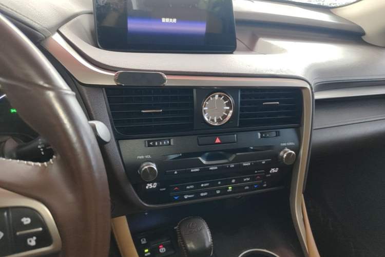 Used Lexus RX 2016 300 4x4 Elegant Edition China V-standard Audio And AC Panel