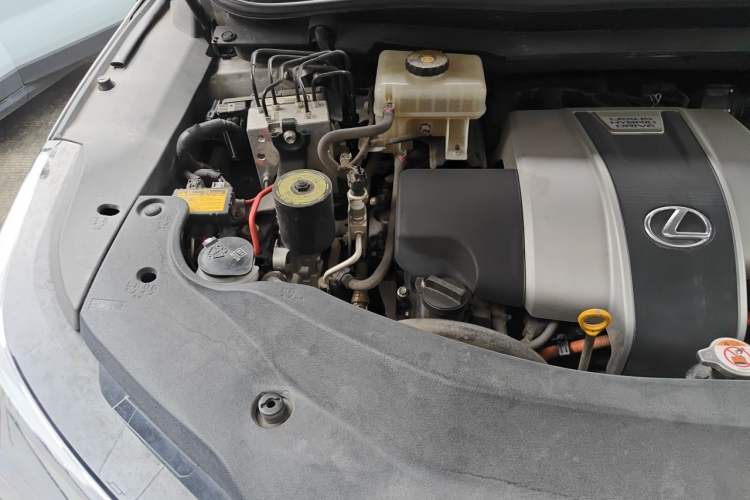 Used Lexus RX 2016 450h Four-Wheel Drive Elegant Edition Engine Bay Right
