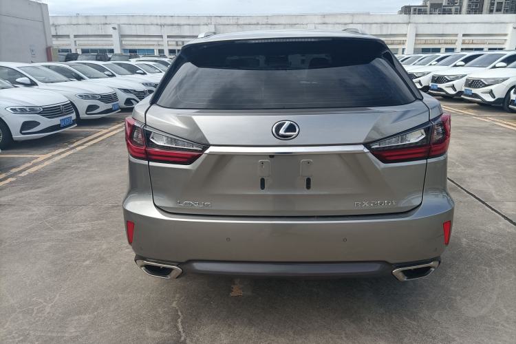 Used Lexus RX 2016 300 Two-Wheel Drive Comfort Edition China V Standard Exterior 3