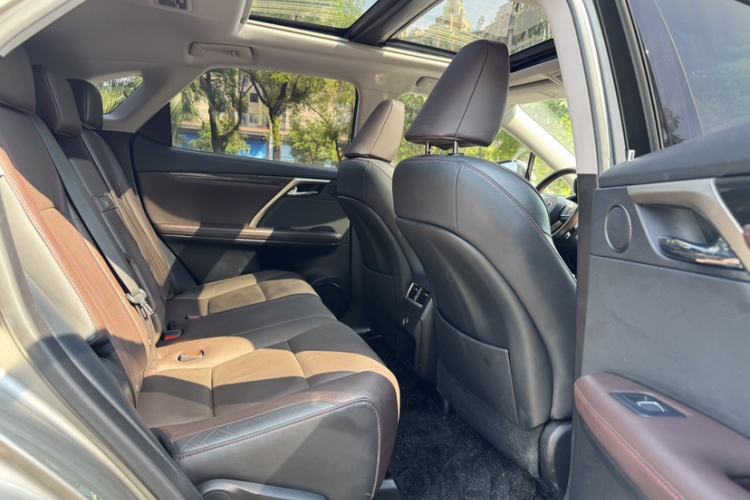 Used Lexus RX 2016 300 4x4 Elegant Edition China V-standard Interior 3
