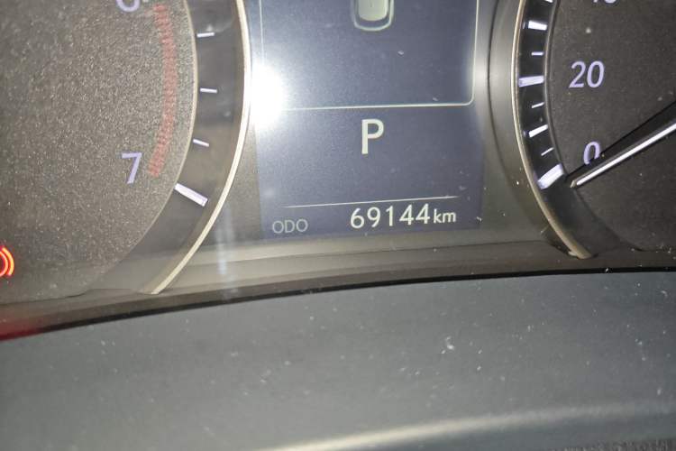 Used Lexus RX 2016 300 4x4 Elegant Edition China V-standard Odometer Close Up