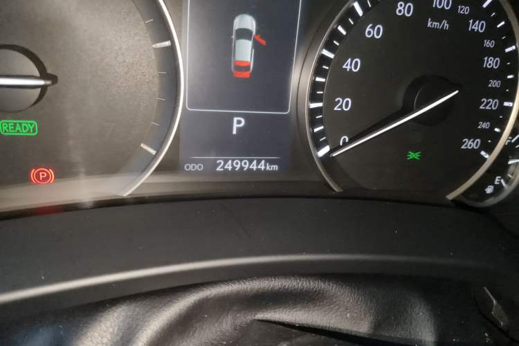 Used Lexus RX 2016 450h Four-Wheel Drive Premium Edition Odometer Close Up