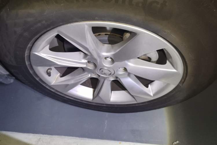 Used Lexus RX 2016 300 Two-Wheel Drive Elite Version China V Standard Right Front Wheel Hub
