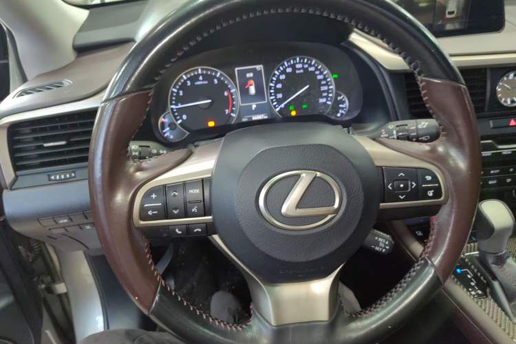 Used Lexus RX 2016 300 4x4 Elegant Edition China V-standard Steering Wheel
