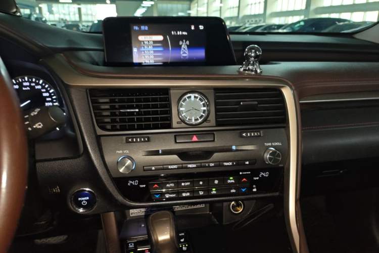 Used Lexus RX 2016 450h Four-Wheel Drive Elegant Edition Audio And AC Panel