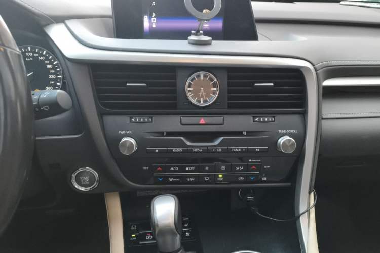Used Lexus RX 2016 300 4x4 Luxury Edition China V Standard Audio And AC Panel