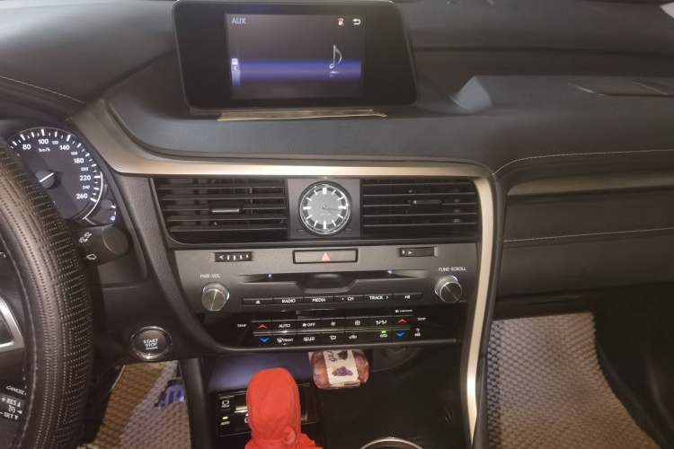 Used Lexus RX 2016 300 Two-Wheel Drive Elite Version China V Standard Audio And AC Panel