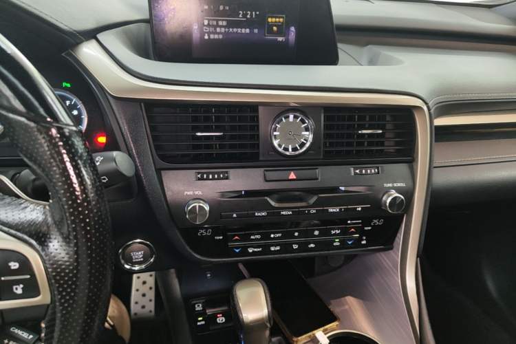 Used Lexus RX 2016 300 4x4 F SPORT Version China V Standard Audio And AC Panel