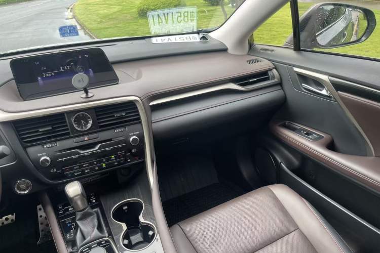 Used Lexus RX 2016 300 Two-Wheel Drive Comfort Edition China VI Standard Audio And AC Panel