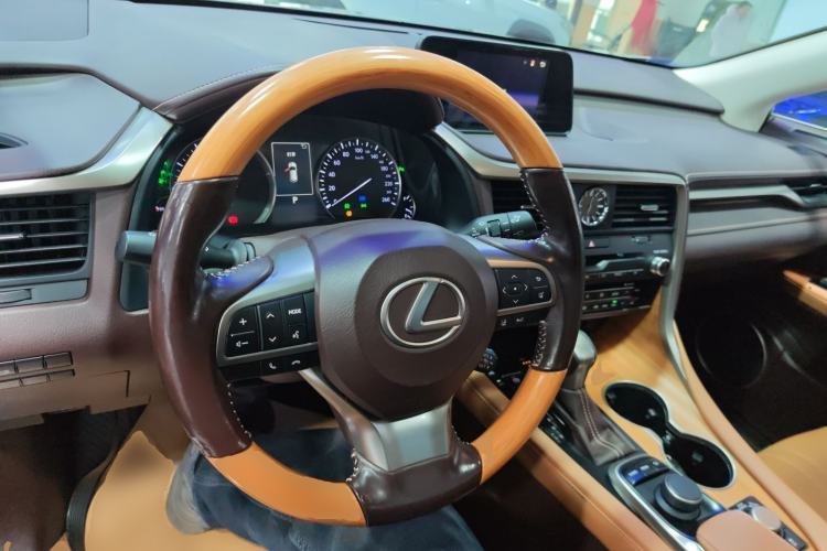 Used Lexus RX 2016 450h Four-Wheel Drive Luxury Edition Center Console