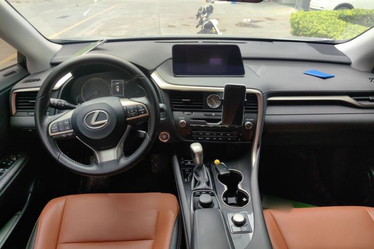 Used Lexus RX 2016 300 Two-Wheel Drive Elite Version China V Standard Center Console