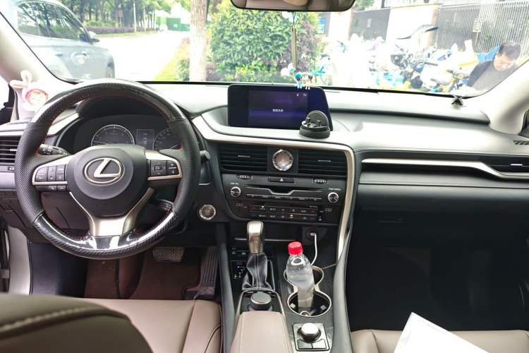 Used Lexus RX 2016 300 Two-Wheel Drive Elite Version China V Standard Center Console