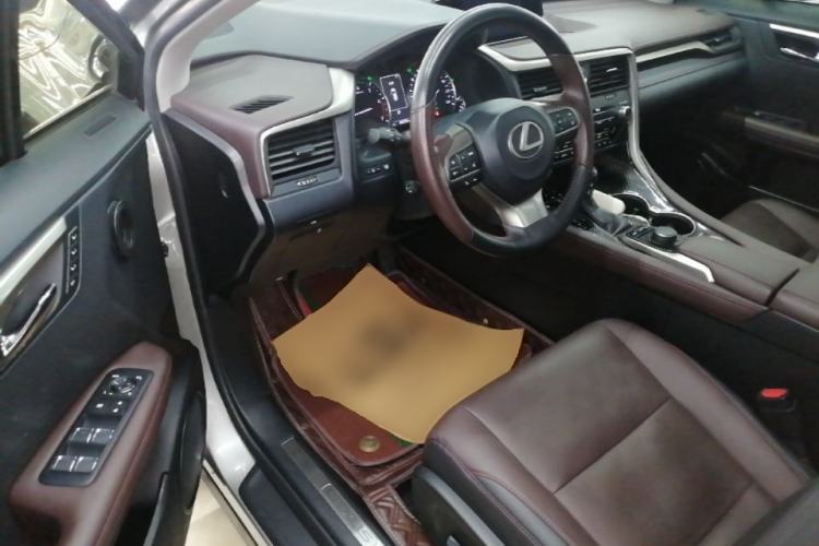Used Lexus RX 2016 300 4x4 Elegant Edition China V-standard Driver Seat