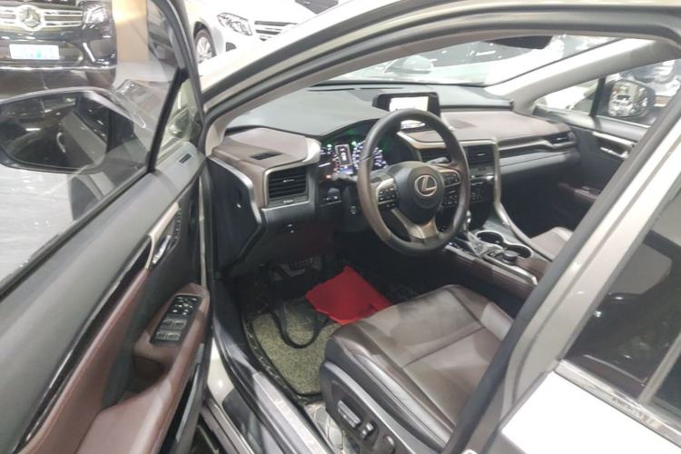 Used Lexus RX 2016 300 4x4 Elegant Edition China V-standard Driver Seat