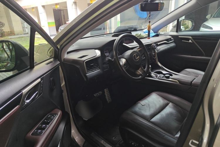 Used Lexus RX 2016 300 4x4 Elegant Edition China VI Driver Seat
