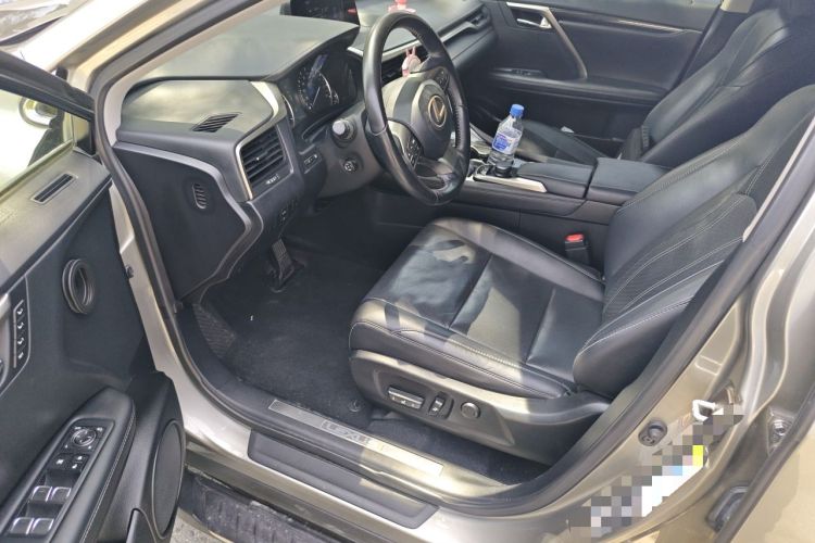 Used Lexus RX 2016 300 4x4 Elegant Edition China VI Driver Seat