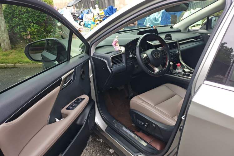 Used Lexus RX 2016 300 Two-Wheel Drive Elite Version China V Standard Driver Seat