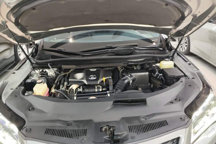 Used Lexus RX 2016 300 4x4 F SPORT Version China V Standard Engine Bay