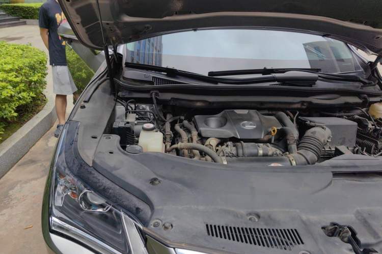 Used Lexus RX 2016 300 Two-Wheel Drive Elite Version China V Standard Engine Bay Right