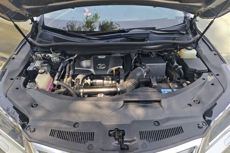 Used Lexus RX 2016 300 4x4 Elegant Edition China VI Engine Bay