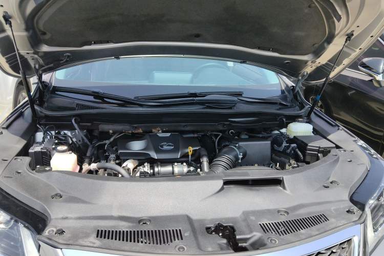 Used Lexus RX 2016 300 Two-Wheel Drive Elite Edition China VI Standard Engine Bay