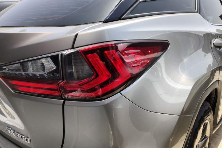 Used Lexus RX 2016 300 Two-Wheel Drive Elite Edition China VI Standard Exterior 3