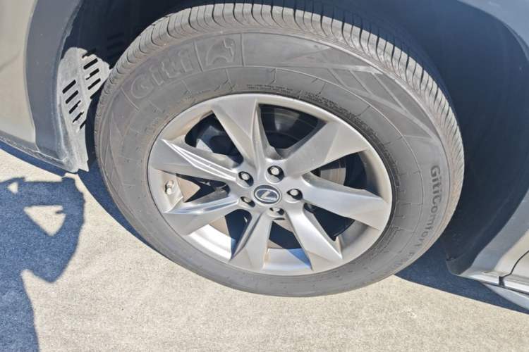 Used Lexus RX 2016 300 Two-Wheel Drive Elite Version China V Standard Exterior 4