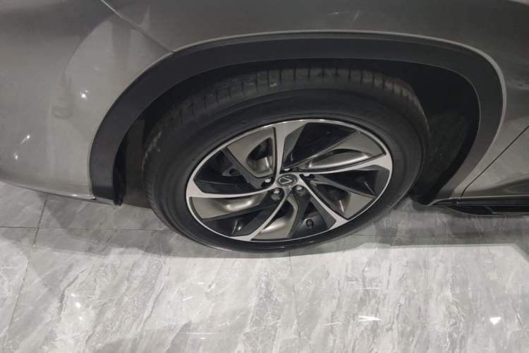 Used Lexus RX 2016 300 4x4 Elegant Edition China V-standard Exterior 4