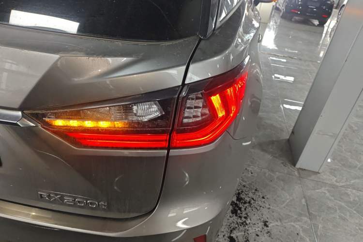 Used Lexus RX 2016 300 4x4 Elegant Edition China V-standard Exterior 6