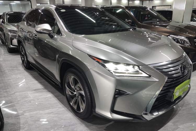 Used Lexus RX 2016 300 4x4 Elegant Edition China V-standard Front Right 45 Deg