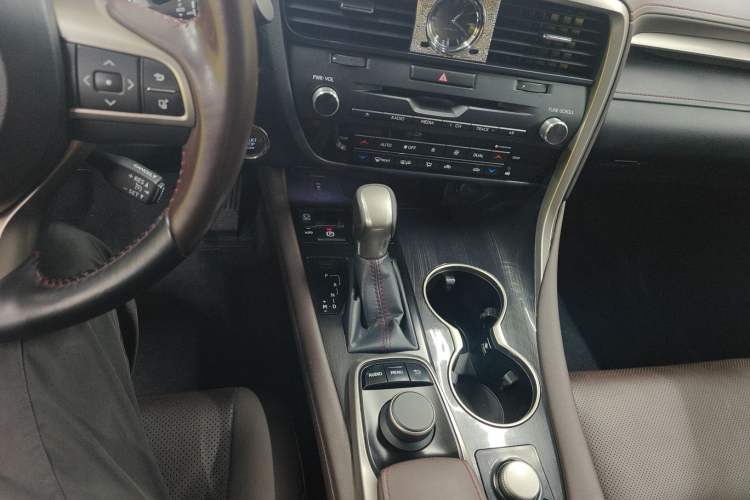 Used Lexus RX 2016 300 4x4 Elegant Edition China V-standard Gear Lever