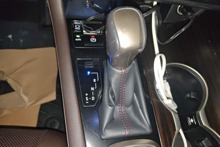 Used Lexus RX 2016 450h Four-Wheel Drive Luxury Edition Gear Lever