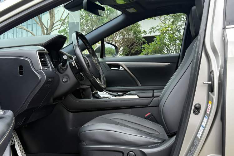 Used Lexus RX 2016 300 4x4 F SPORT Version China V Standard Interior 2