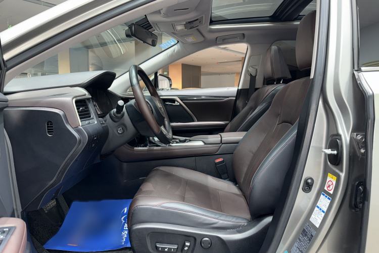 Used Lexus RX 2016 300 4x4 Elegant Edition China V-standard Interior 3