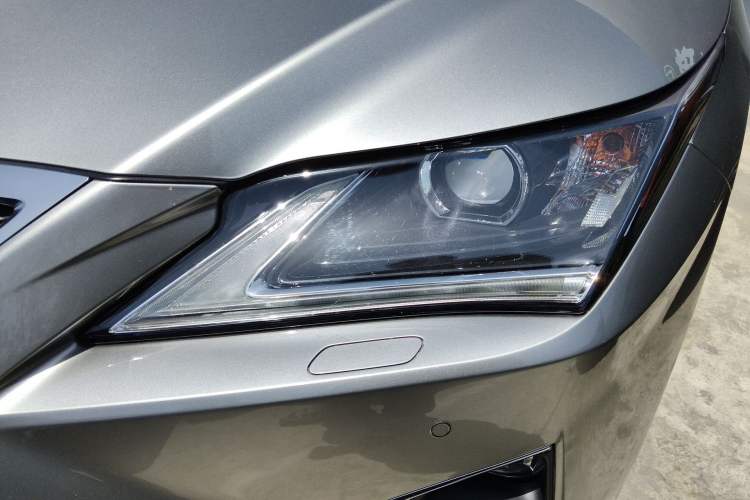 Used Lexus RX 2016 300 Two-Wheel Drive Elite Edition China VI Standard Left Front Headlight