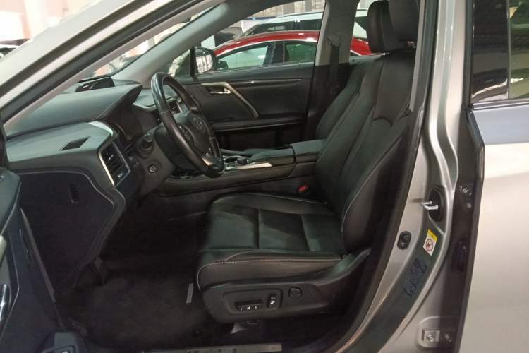 Used Lexus RX 2016 300 Two-Wheel Drive Elite Edition China VI Standard Left Front Seat