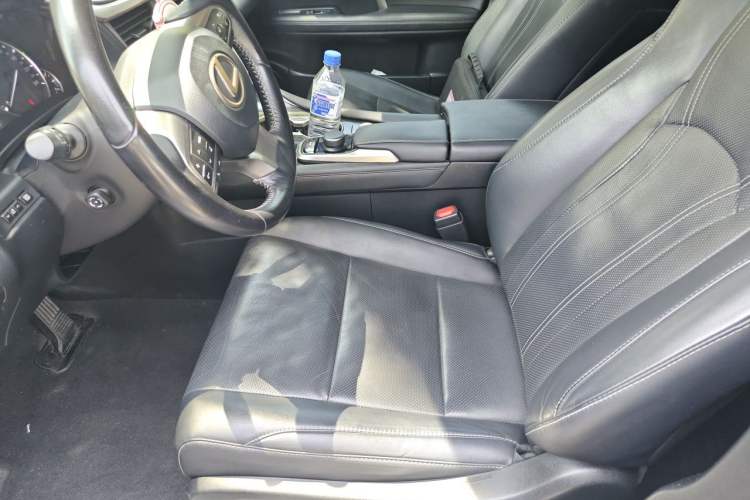 Used Lexus RX 2016 300 4x4 Elegant Edition China VI Left Front Seat