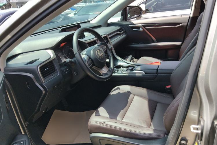 Used Lexus RX 2016 300 Two-Wheel Drive Elite Edition China VI Standard Left Front Seat