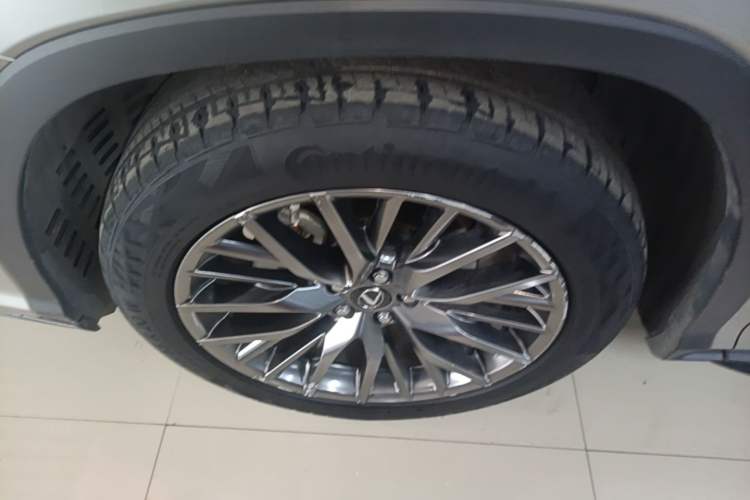 Used Lexus RX 2016 300 4x4 F SPORT Version China V Standard Left Front Wheel Hub