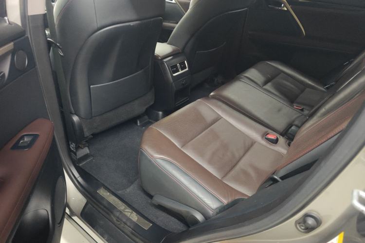 Used Lexus RX 2016 300 4x4 Elegant Edition China V-standard Left Rear Seat