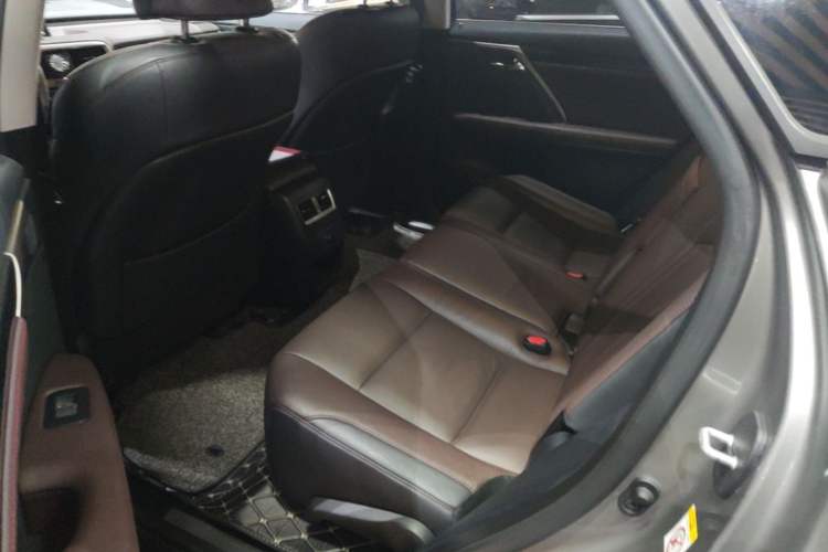 Used Lexus RX 2016 300 4x4 Elegant Edition China V-standard Left Rear Seat