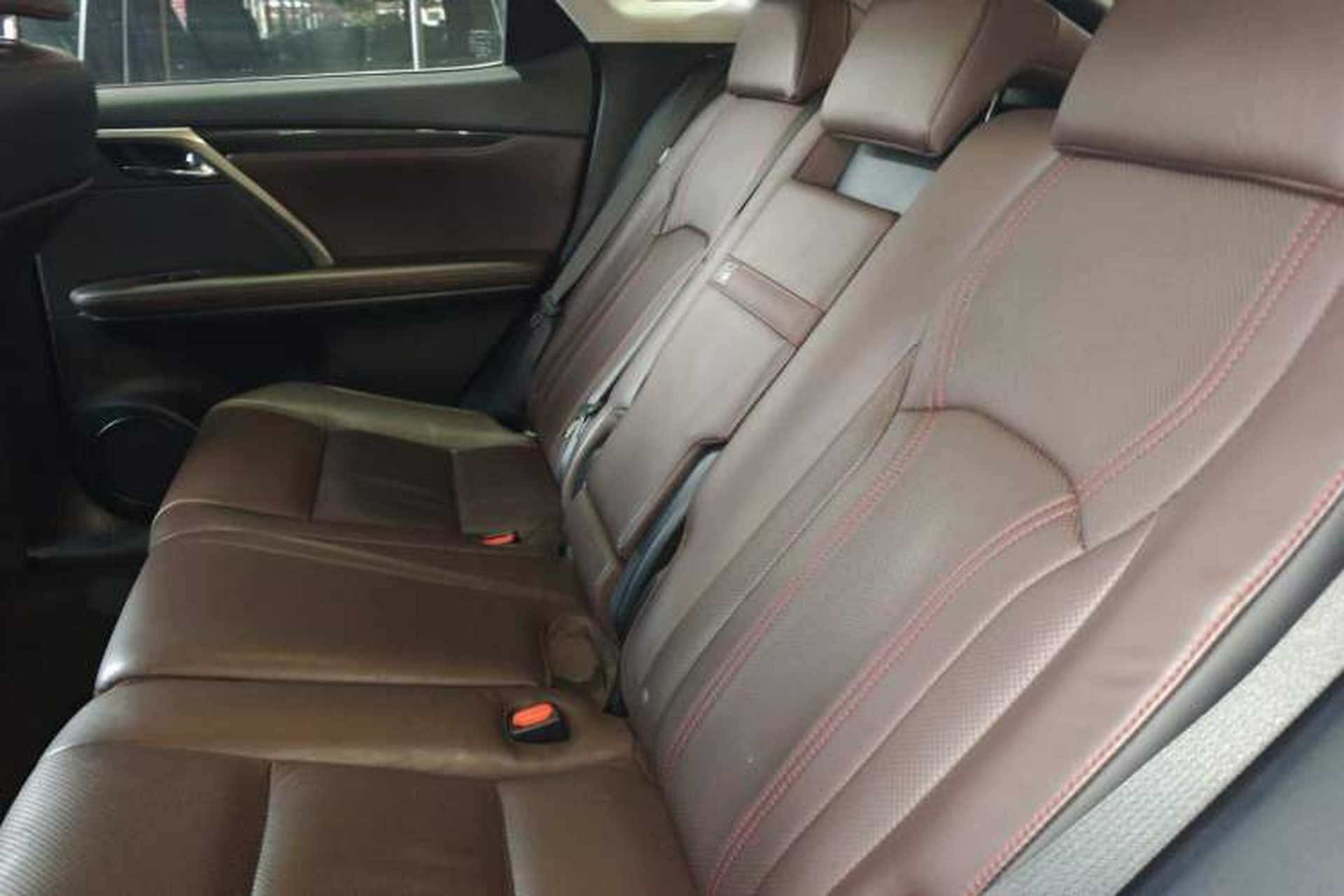 Used Lexus RX 2016 300 Two-Wheel Drive Comfort Edition China VI Standard Left Rear Seat