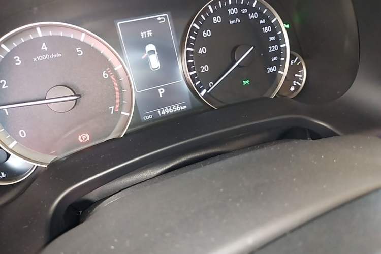 Used Lexus RX 2016 300 4x4 Elegant Edition China V-standard Odometer Close Up