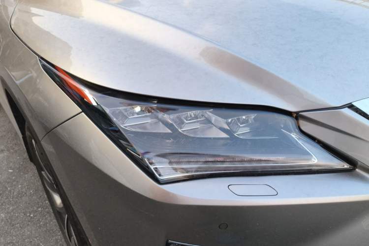 Used Lexus RX 2016 300 4x4 Luxury Edition China V Standard Right Front Headlight
