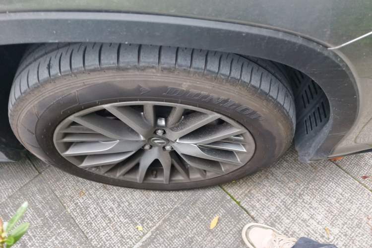 Used Lexus RX 2016 300 4x4 F SPORT Version China V Standard Right Front Wheel Hub
