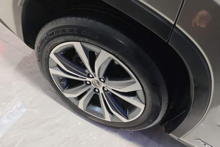 Used Lexus RX 2016 450h Four-Wheel Drive Luxury Edition Right Rear Wheel Hub
